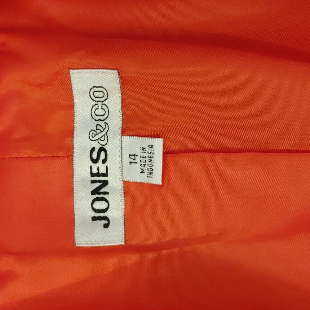 Jones & Co. Jacket - Picture 4 of 5